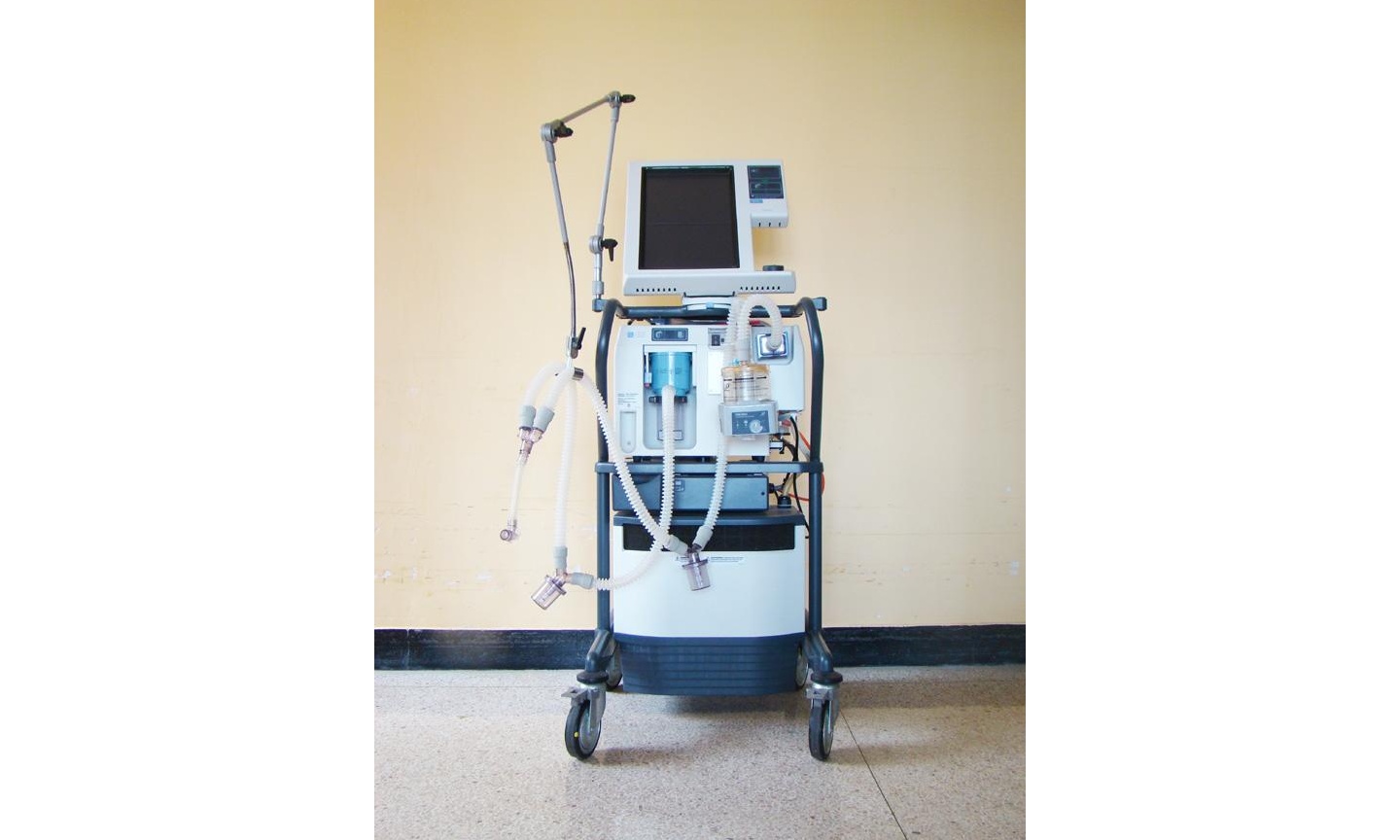 昭通市中医医院有创呼吸机等仪器设备采购项目招标